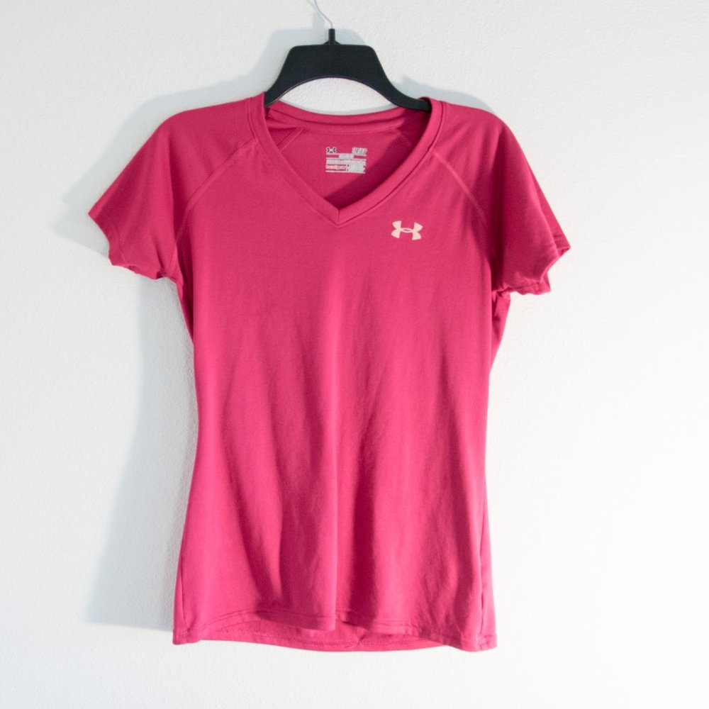 Under Armour Athletic V-Neck Short Sleeve Top S